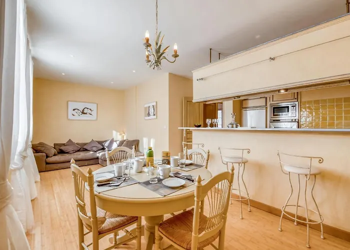 Апартаменти Boulevard Louis Blanc-1 By Interhome *