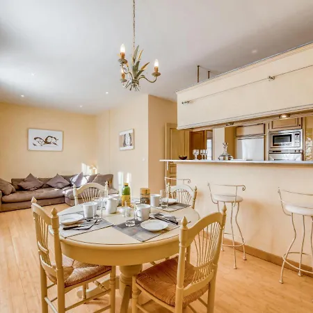 Apartamento Boulevard Louis Blanc-1 By Interhome *