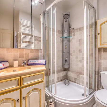 Boulevard Louis Blanc-1 By Interhome Apartamento Saint-Tropez