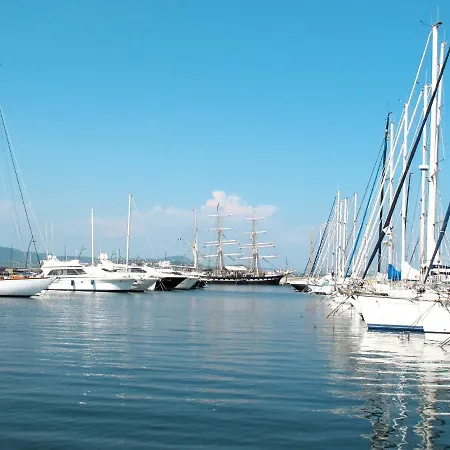 Boulevard Louis Blanc-1 By Interhome *