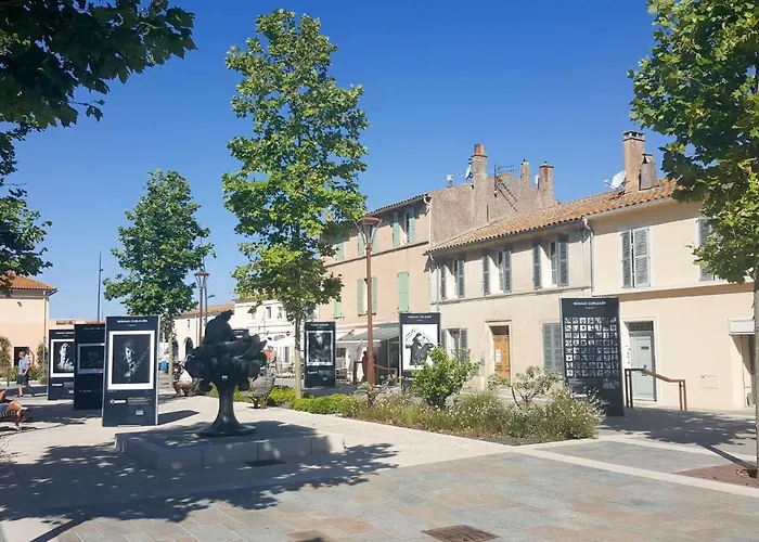 Boulevard Louis Blanc-1 By Interhome Apartment Saint-Tropez